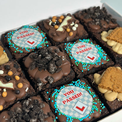 'You Passed🚗' Brownie Box