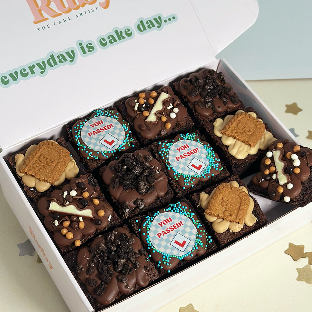 'You Passed🚗' Brownie Box