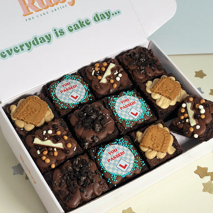 'You Passed🚗' Brownie Box