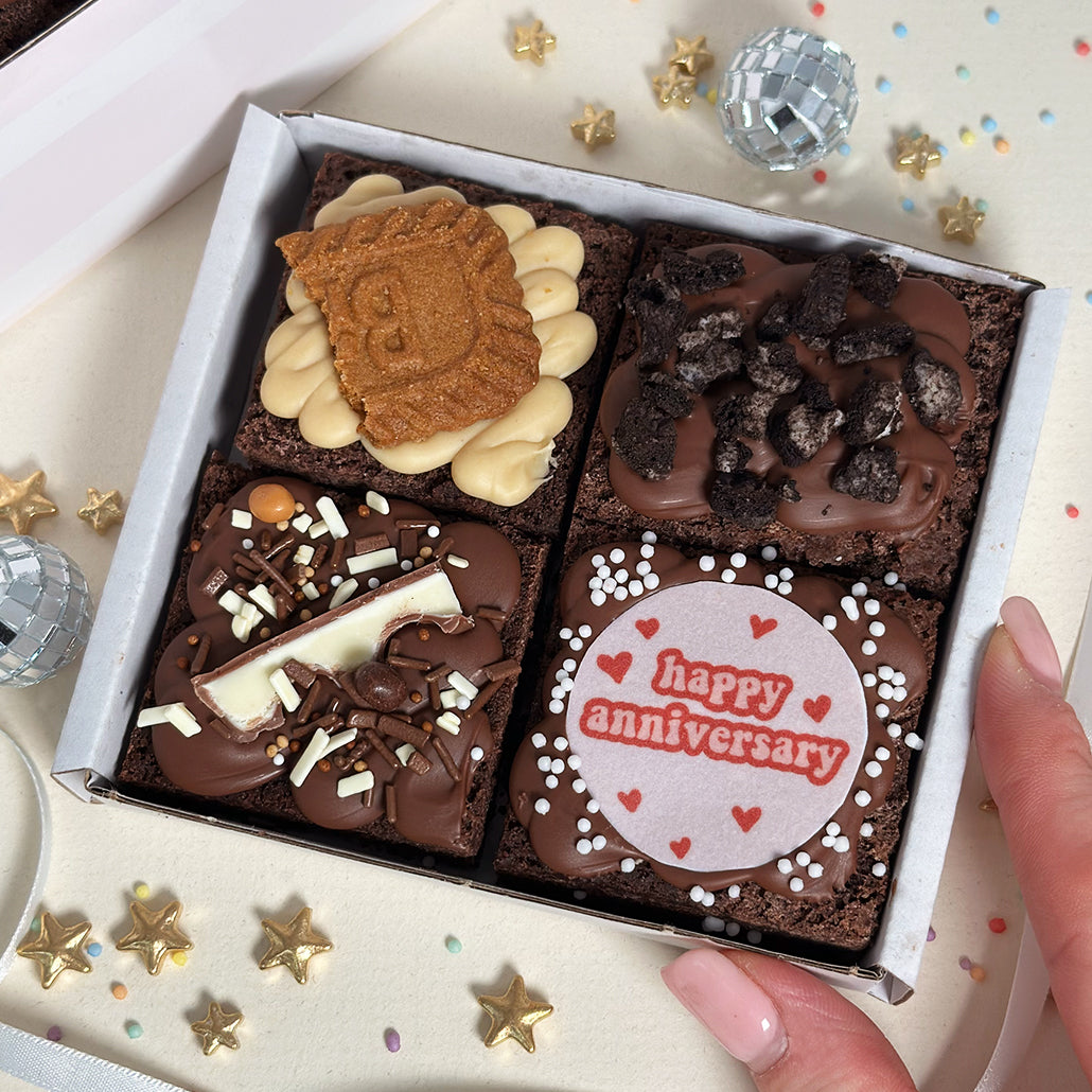 Mini 'Happy Anniversary' Brownie Box 💖